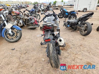 Czwarte zdjęcie samochodu z boku: 2022 KAWASAKI EX400 VIN:JKAEXKG12NDAG4481 - miniatura