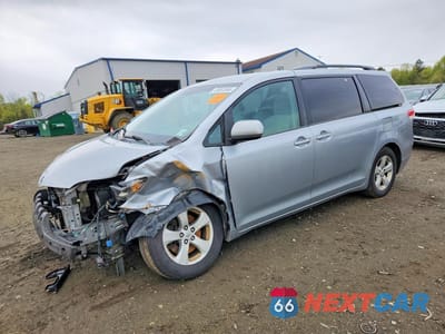 2014 TOYOTA SIENNA LE 8-PASSENGER 5TDKK3DC6ES410055 - główne zdjęcie licytacji z USA - miniatura
