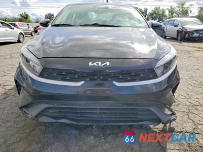 Piąte zdjęcie samochodu w środku: 2023 KIA FORTE LXS VIN:3KPF24AD6PE662907 - miniatura