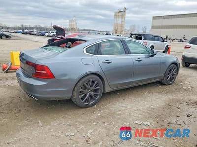 Trzecie zdjęcie samochodu z tyłu: 2017 VOLVO S90 T6 MOMENTUM VIN:YV1A22MK9H1015697 - miniatura