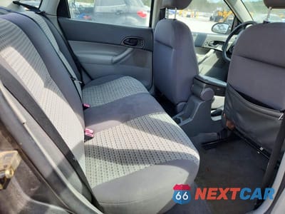 Zdjęcie 10 z 12 samochodu: 2005 FORD FOCUS ZX4 VIN:1FAFP34NX5W269176 - miniatura