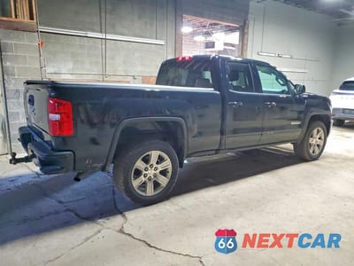 Trzecie zdjęcie samochodu z tyłu: 2018 GMC SIERRA K1500 VIN:1GTV2LEH3JZ361509 - miniatura