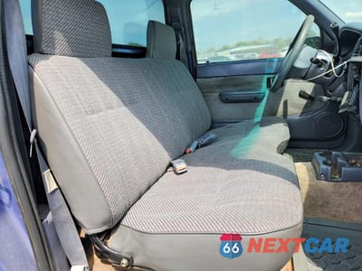 Zdjęcie 10 z 12 samochodu: 1999 TOYOTA TACOMA BASE VIN:4TANL42N1XZ549432 - miniatura