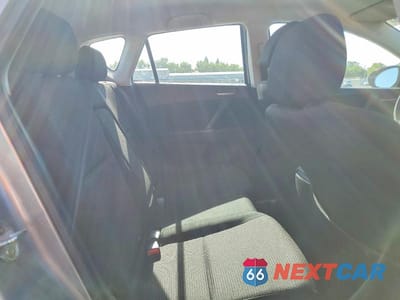 Zdjęcie 10 z 13 samochodu: 2012 MAZDA 3 I VIN:JM1BL1L86C1607042 - miniatura