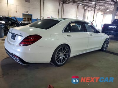 Trzecie zdjęcie samochodu z tyłu: 2020 MERCEDES-BENZ S 63 AMG 4MATIC VIN:WDDUG8JBXLA517385 - miniatura