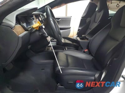 Zdjęcie 7 z 12 samochodu: 2020 TESLA MODEL S VIN:5YJSA1E2XLF403317 - miniatura