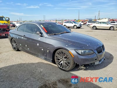 Czwarte zdjęcie samochodu z boku: 2008 BMW 335 I VIN:WBAWL73528PX43972 - miniatura