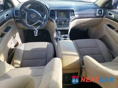 Zdjęcie 8 z 12 samochodu: 2017 JEEP GRAND CHEROKEE LAREDO VIN:1C4RJEAG1HC956076 - miniatura