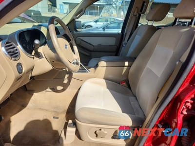 Zdjęcie 7 z 12 samochodu: 2007 FORD EXPLORER XLT VIN:1FMEU73E27UB71096 - miniatura