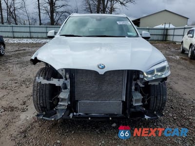 Piąte zdjęcie samochodu w środku: 2016 BMW X5 XDRIVE35I VIN:5UXKR0C50G0S92425 - miniatura