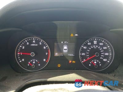 Zdjęcie 9 z 12 samochodu: 2019 KIA FORTE LXS VIN:3KPF24AD0KE111591 - miniatura