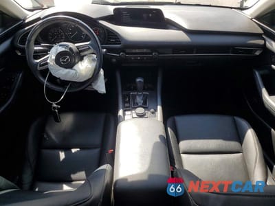 Zdjęcie 8 z 12 samochodu: 2020 MAZDA 3 SELECT VIN:JM1BPACLXL1172969 - miniatura