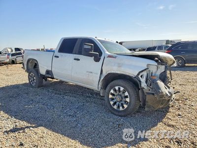 Czwarte zdjęcie samochodu z boku: 2025 CHEVROLET SILVERADO VIN:1GC4KMEY7SF170292 - miniatura