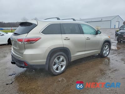 Trzecie zdjęcie samochodu z tyłu: 2016 TOYOTA HIGHLANDER LIMITED PLATINUM VIN:5TDDKRFH3GS326637 - miniatura