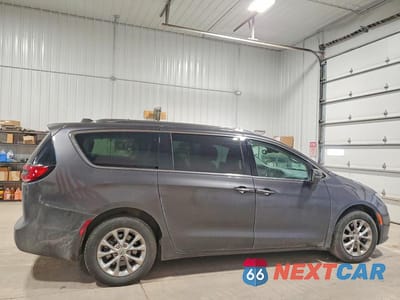 Trzecie zdjęcie samochodu z tyłu: 2021 CHRYSLER PACIFICA TOURING L VIN:2C4RC3BG1MR566240 - miniatura