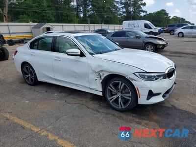 Czwarte zdjęcie samochodu z boku: 2021 BMW 330I VIN:3MW5R1J0XM8B67068 - miniatura