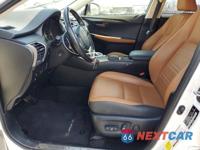 Zdjęcie 7 z 13 samochodu: 2020 LEXUS NX 300 VIN:JTJGARBZ2L5008536 - miniatura