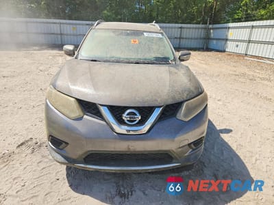 Piąte zdjęcie samochodu w środku: 2015 NISSAN ROGUE SV VIN:KNMAT2MT8FP527280 - miniatura