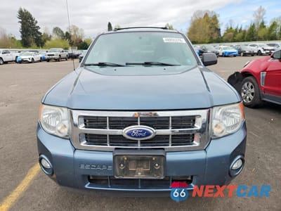 Piąte zdjęcie samochodu w środku: 2010 FORD ESCAPE XLT VIN:1FMCU9DG8AKC96299 - miniatura