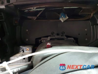Zdjęcie 9 z 13 samochodu: 2002 GMC NEW SIERRA K1500 VIN:2GTEK19V521340286 - miniatura