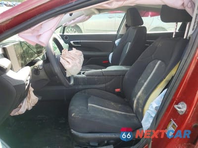 Zdjęcie 7 z 13 samochodu: 2025 HYUNDAI SONATA SEL VIN:KMHL64JA1SA438061 - miniatura