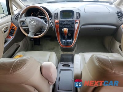 Zdjęcie 8 z 12 samochodu: 2001 LEXUS RX 300 BASE VIN:JTJGF10U710107602 - miniatura