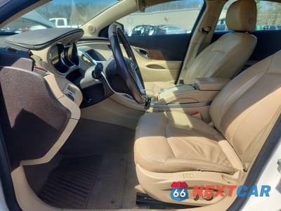 Zdjęcie 7 z 12 samochodu: 2011 BUICK LACROSSE CXL VIN:1G4GD5ED1BF295312 - miniatura