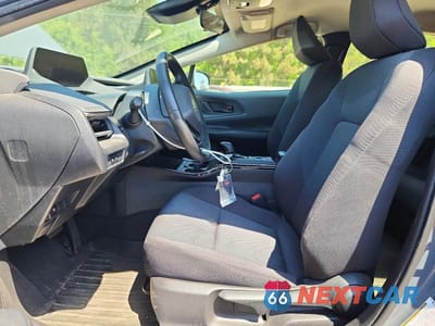 Zdjęcie 7 z 13 samochodu: 2025 TOYOTA PRIUS LE VIN:JTDACAAU2S3057479 - miniatura
