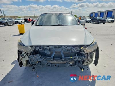 Piąte zdjęcie samochodu w środku: 2017 MAZDA CX-3 GRAND TOURING VIN:JM1DKDD71H0160247 - miniatura