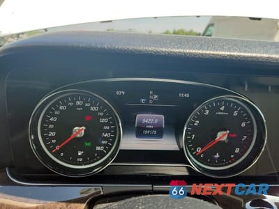 Zdjęcie 9 z 12 samochodu: 2017 MERCEDES-BENZ E 300 VIN:WDDZF4JB8HA081385 - miniatura