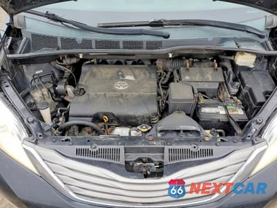 Zdjęcie 12 z 12 samochodu: 2011 TOYOTA SIENNA XLE 8-PASSENGER VIN:5TDYK3DC4BS075951 - miniatura