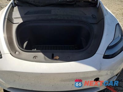 Zdjęcie 12 z 13 samochodu: 2021 TESLA MODEL Y VIN:5YJYGAEE6MF223028 - miniatura
