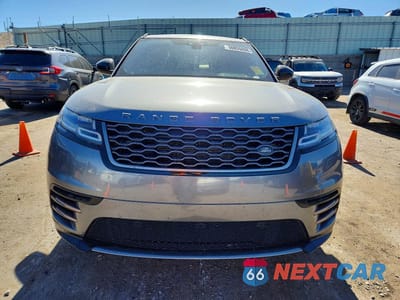 Piąte zdjęcie samochodu w środku: 2018 LAND ROVER RANGE ROVER VELAR R-DYNAMIC SE VIN:SALYL2RV3JA750310 - miniatura