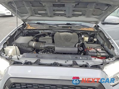 Zdjęcie 11 z 12 samochodu: 2018 TOYOTA TACOMA SR V6 VIN:5TFCZ5ANXJX130421 - miniatura