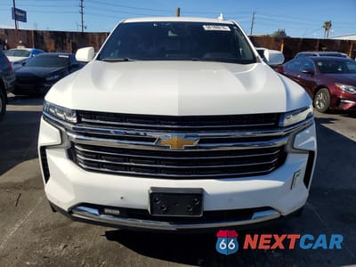 Piąte zdjęcie samochodu w środku: 2023 CHEVROLET SUBURBAN K1500 LT VIN:1GNSKCKD9PR212395 - miniatura