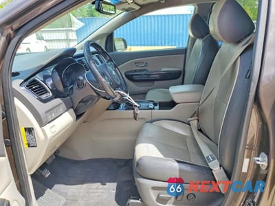 Zdjęcie 7 z 13 samochodu: 2015 KIA SEDONA EX VIN:KNDMC5C16F6047484 - miniatura