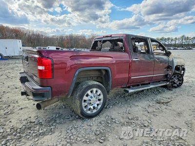 Trzecie zdjęcie samochodu z tyłu: 2017 GMC SIERRA K2500 DENALI VIN:1GT12UEY4HF193833 - miniatura