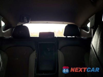 Zdjęcie 10 z 14 samochodu: 2010 HYUNDAI TUCSON GLS VIN:KM8JU3AC9AU060139 - miniatura
