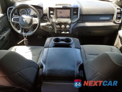 Zdjęcie 8 z 12 samochodu: 2022 RAM 1500 BIG HORN VIN:1C6RREBG3NN372809 - miniatura