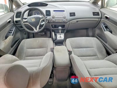 Zdjęcie 8 z 12 samochodu: 2009 HONDA CIVIC LX VIN:2HGFA16589H328423 - miniatura