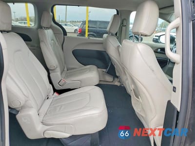 Zdjęcie 11 z 13 samochodu: 2017 CHRYSLER PACIFICA TOURING L VIN:2C4RC1BG2HR505442 - miniatura