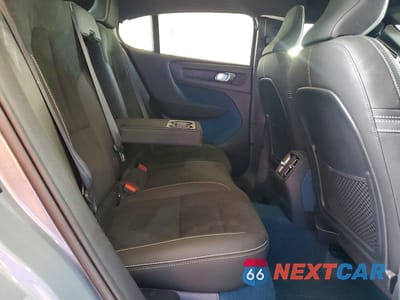 Zdjęcie 11 z 13 samochodu: 2023 VOLVO C40 RECHARGE ULTIMATE VIN:YV4ED3GM2P2028401 - miniatura