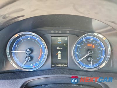 Zdjęcie 9 z 11 samochodu: 2017 TOYOTA COROLLA SE VIN:5YFBURHE7HP593245 - miniatura