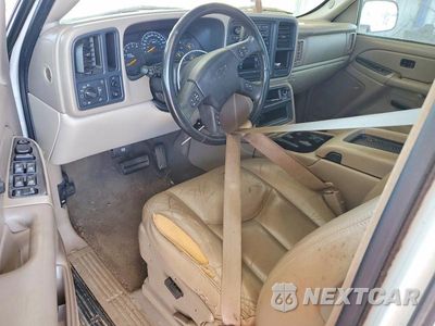 Zdjęcie 8 z 12 samochodu: 2005 CHEVROLET AVALANCHE C1500 VIN:3GNEC12Z15G164785 - miniatura