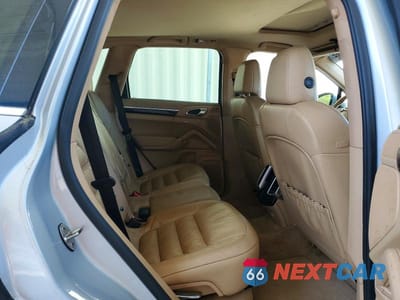 Zdjęcie 11 z 12 samochodu: 2013 PORSCHE CAYENNE VIN:WP1AA2A29DLA03785 - miniatura