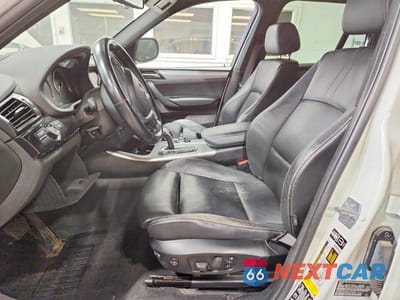 Zdjęcie 7 z 13 samochodu: 2014 BMW X3 XDRIVE35I VIN:5UXWX7C50E0E76425 - miniatura