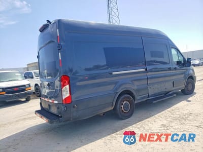 Trzecie zdjęcie samochodu z tyłu: 2020 FORD TRANSIT T-250 VIN:1FTBR3X80LKB09594 - miniatura