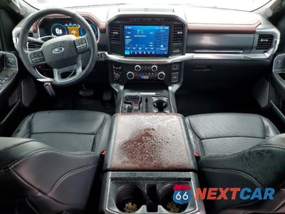 Zdjęcie 8 z 12 samochodu: 2023 FORD F150 SUPERCREW VIN:1FTFW1E56PKE06785 - miniatura