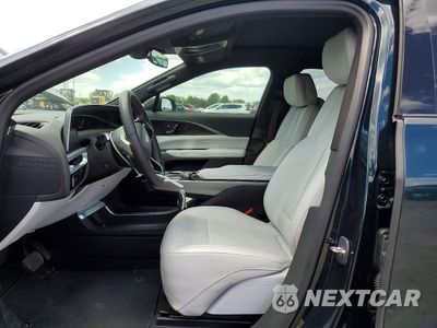 Zdjęcie 7 z 13 samochodu: 2024 CADILLAC LYRIQ LUXURY VIN:1GYKPPRK2RZ106096 - miniatura