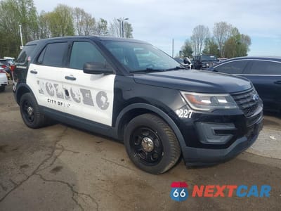 Czwarte zdjęcie samochodu z boku: 2018 FORD EXPLORER POLICE INTERCEPTOR VIN:1FM5K8AR5JGC75752 - miniatura